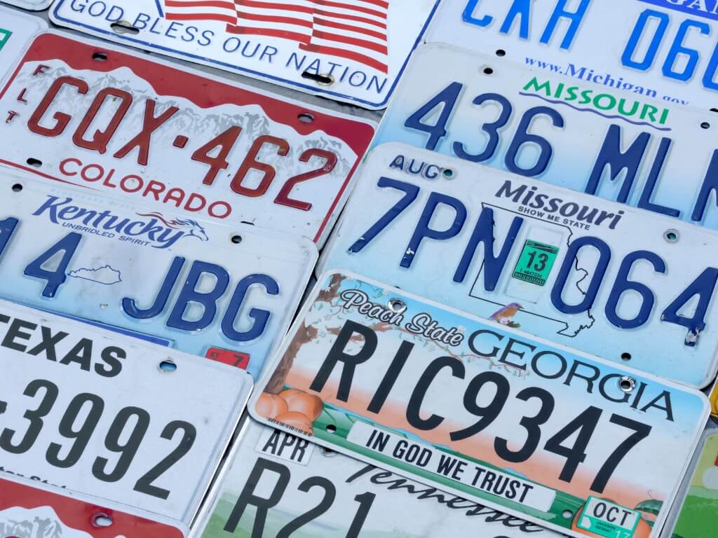 Does Texas require cars have both front, back license plates?
